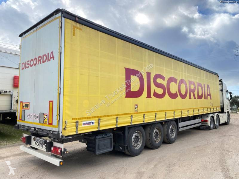 نصف مقطورة Schmitz Cargobull
