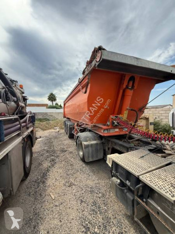 Semitrailer lastvagn bygg-anläggning Stas