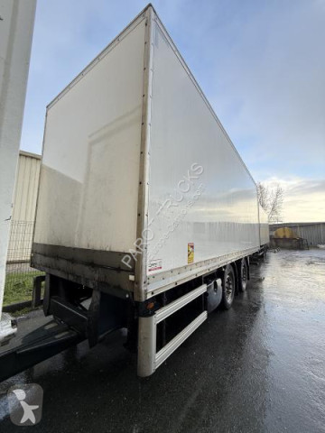 Remorque fourgon Fruehauf