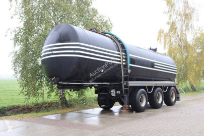 Remorque à eau