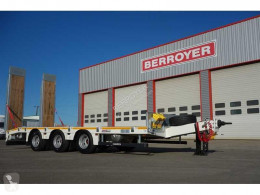 MAX Trailer Anhänger Maschinentransporter Essieux centraux