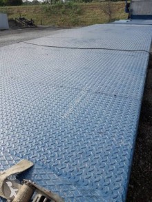 Remolque caja abierta transporta paja usado Titan