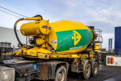Semiremorca betoniera cu rotor/ Malaxor Liebherr BETON MIXER-HTM 904 ZA-9M3