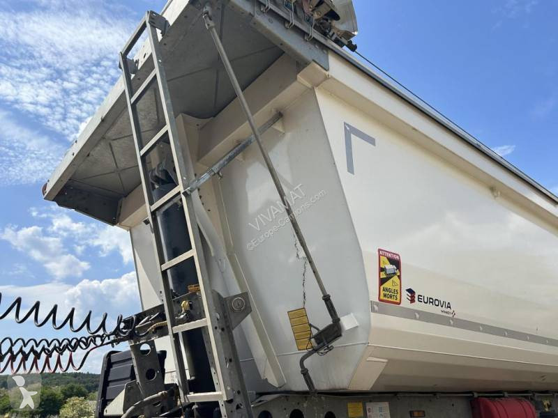Semitrailer Schmitz Cargobull 39 Tons