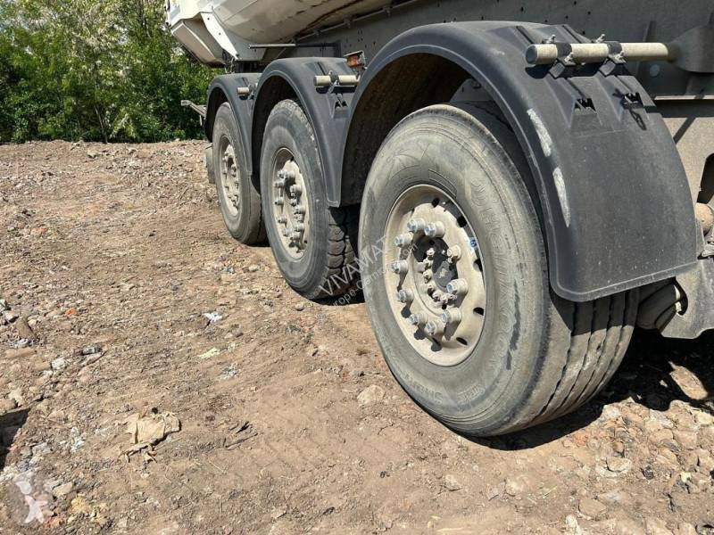 Semitrailer Schmitz Cargobull B201