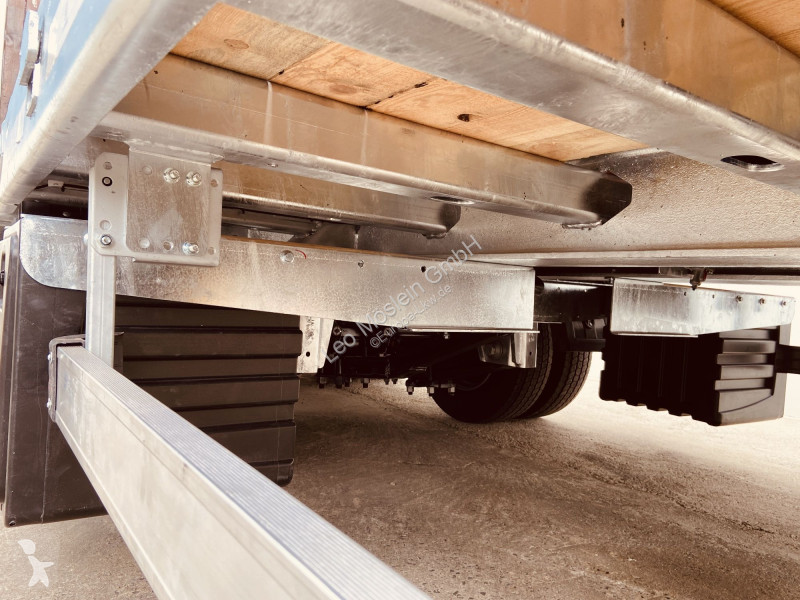 Rimorchio  TT 31  31 t GG Tridem- Tieflader 3...