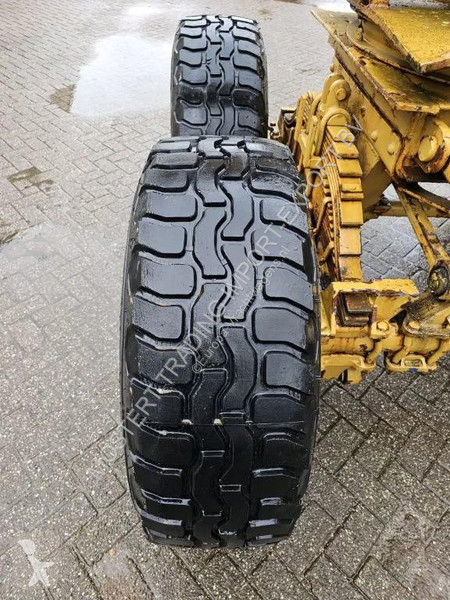 مقطورة Nooteboom 8 Tires - steelspring -...