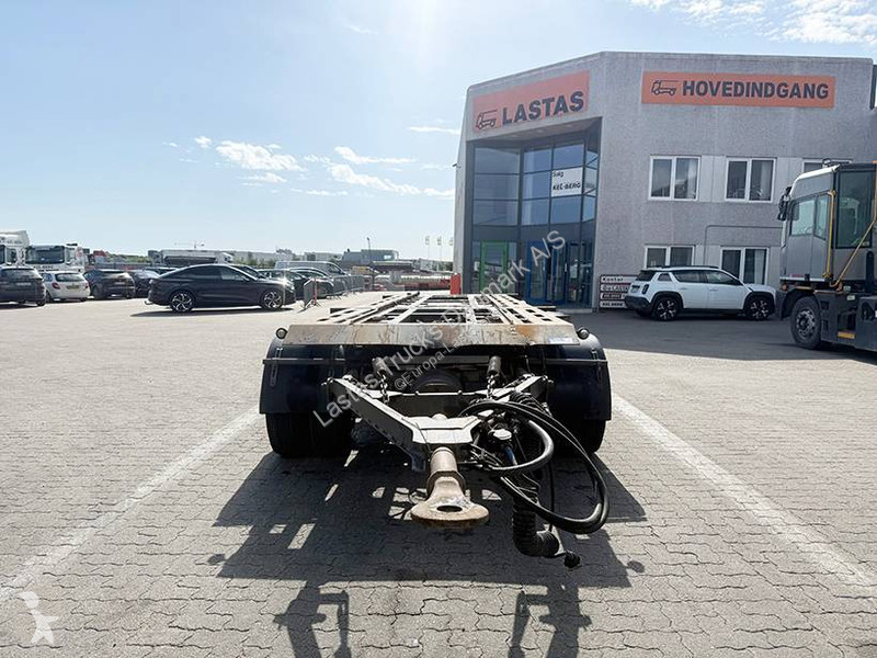مقطورة  Transfer trailer / Abrollzentralanhänger