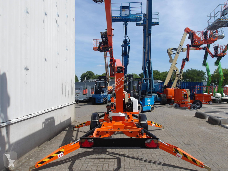 مقطورة Niftylift 120TAC