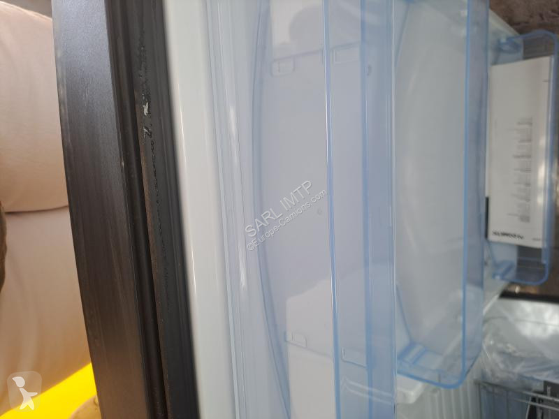 Remolque  HAUTEUR INTERIEUR 1.83 m BUNGALOW DE...