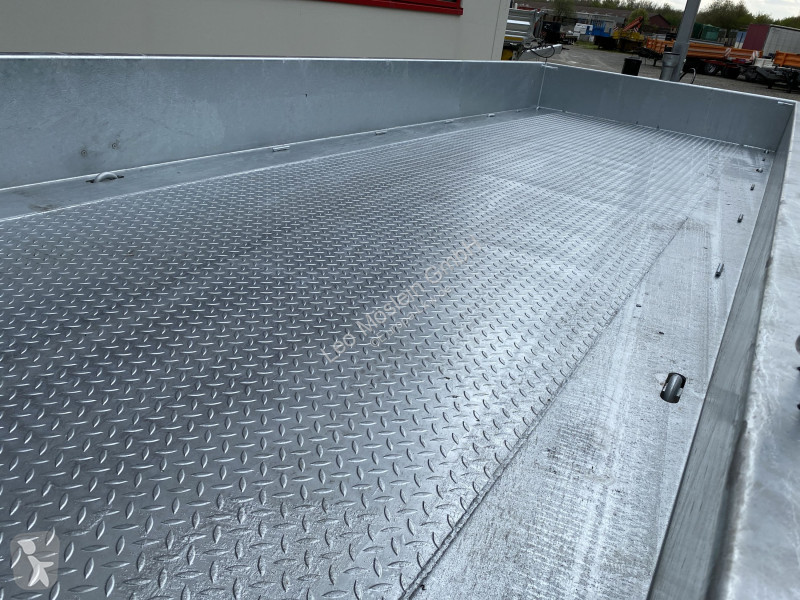 Reboque  TT 11-E6x2 hydr. Rampen  Tieflader für...