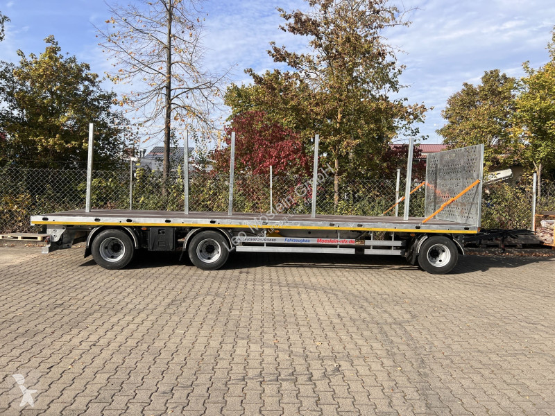 Príves Möslein T 3 Plato 8,6 m  3 Achs Jumbo-...