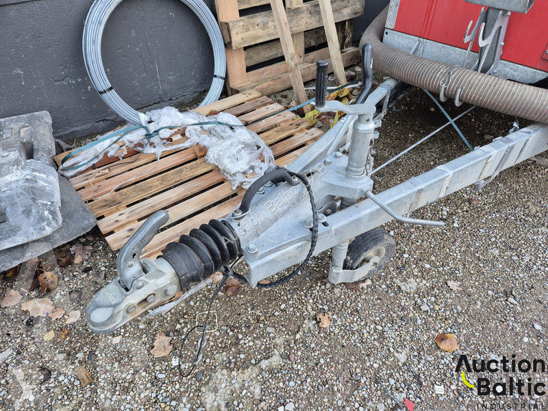 مقطورة  Equipment MVT 2000
