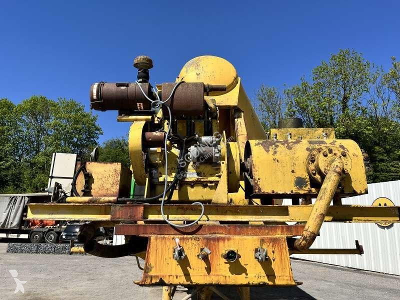 Semirimorchio Fruehauf  A CHAUX 2 ESSIEUX