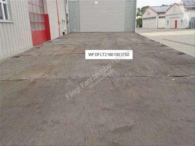 Remolque Fliegl TPS 180 Mega-E Plateau