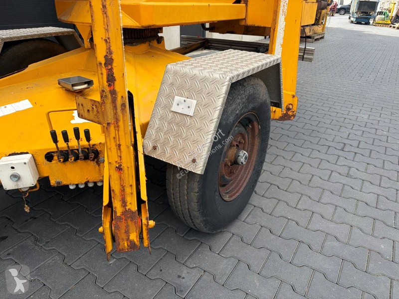 Plataforma elevadora Simon Eurolift  RTZ-210