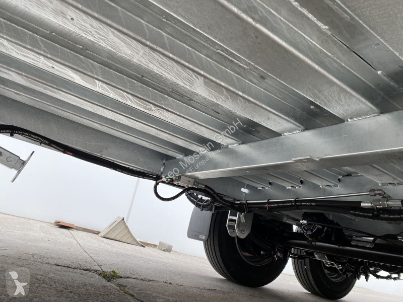 Reboque  TT 11-E6x2 hydr. Rampen  Tieflader für...