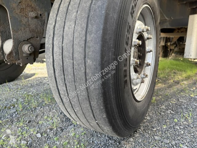مقطورة Schmitz Cargobull Gotha AFG 18 BS...