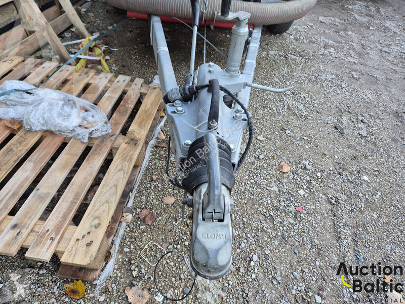 مقطورة  Equipment MVT 2000