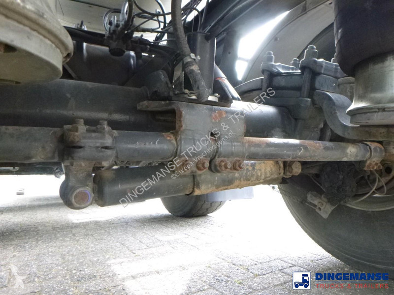 مقطورة  Gas tank steel 60 m3 / 1 comp + pump