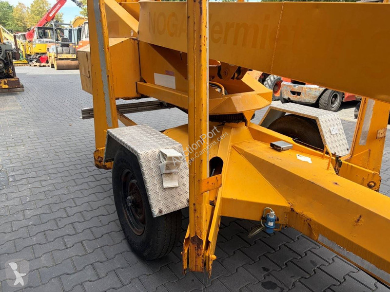 Plataforma elevadora Simon Eurolift  RTZ-210