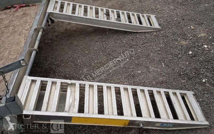 Aanhanger Hubière remorque porte engin