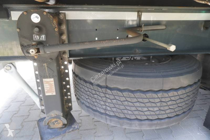 Remorque Fruehauf passthrough box trailer 18...