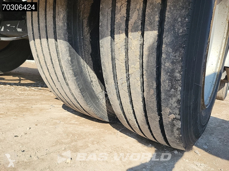 مقطورة Chereau CRD3 3 axles