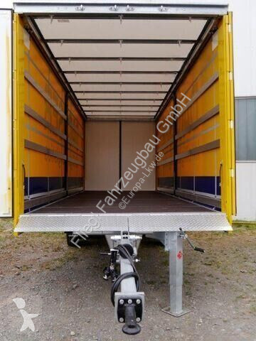Remolque Fliegl Tandem-Plattform-Anhänger...