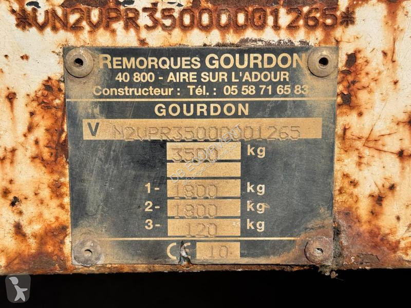 Превоз на строителна техника Gourdon Remorque...