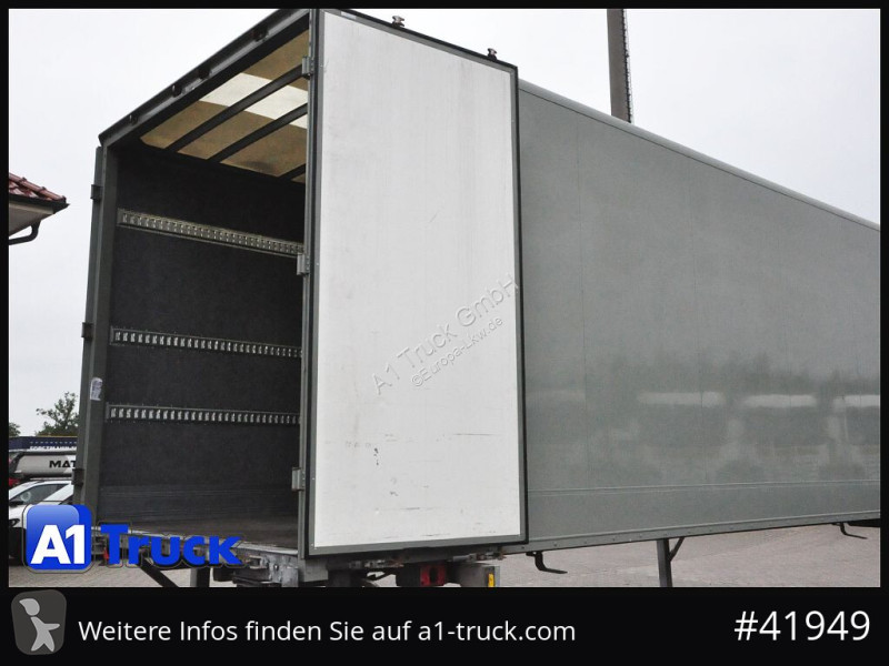 7,45, Möbelkoffer, Lichtband, Filzwände,...
