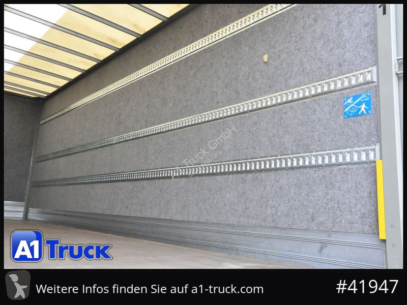 7,45, Möbelkoffer, Lichtband, Filzwände,...