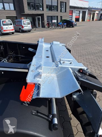 Släp Wiese Wiese Abrollanhänger Schlittenanhänger