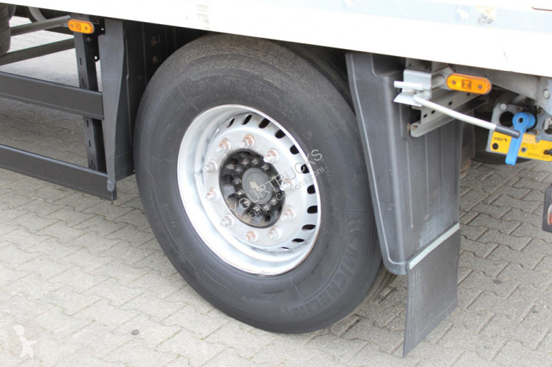 مقطورة Schmitz Cargobull   TK SLX 100  Strom...