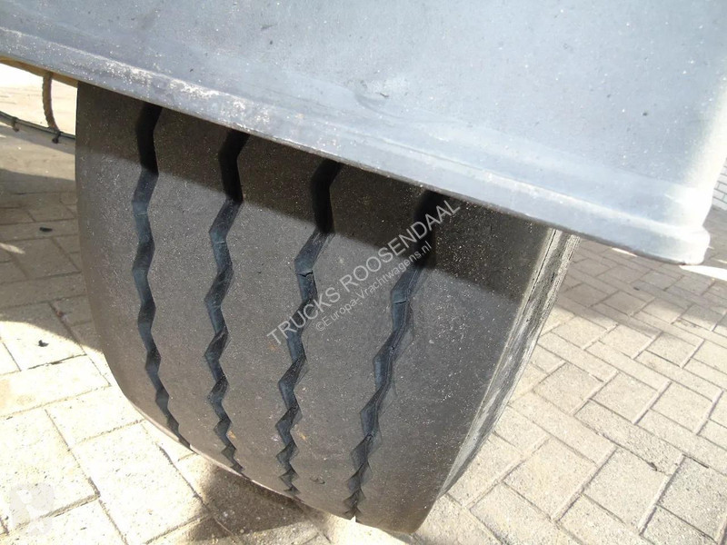 مقطورة LAG 2x axle + big cylinder + perfect status