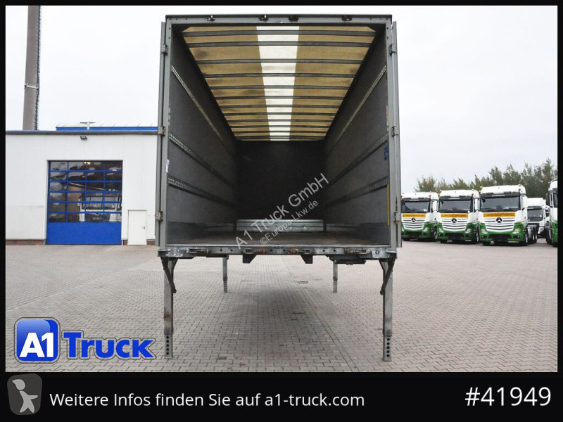 7,45, Möbelkoffer, Lichtband, Filzwände,...