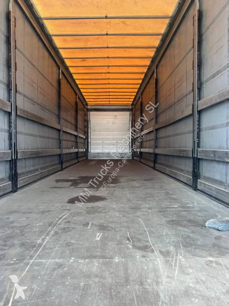 Schmitz Cargobull  trailer