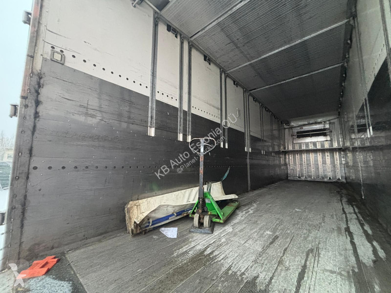 مقطورة  V-4-40 SAF AXLES