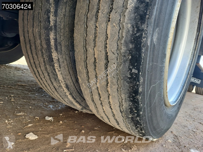مقطورة Chereau CRD3 3 axles