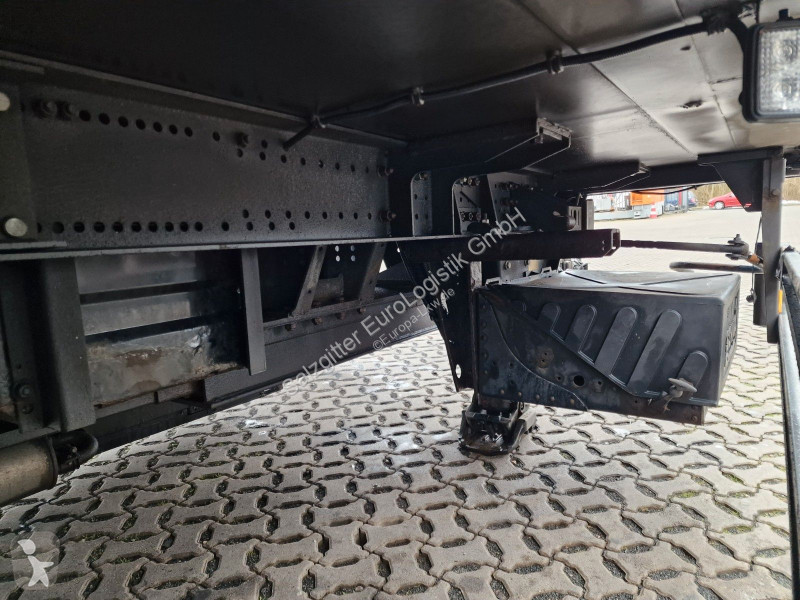 مقطورة Schmitz Cargobull 18 / Ladebordwand