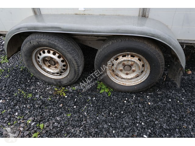 Saris SA2000 trailer