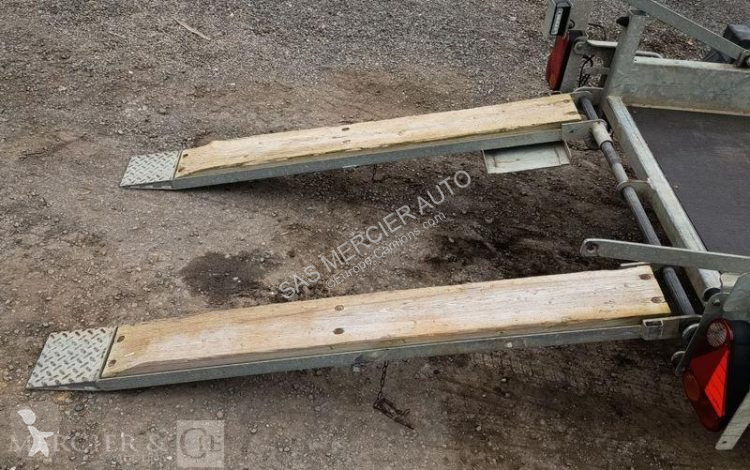 Aanhanger Hubière remorque porte rouleau vibrant
