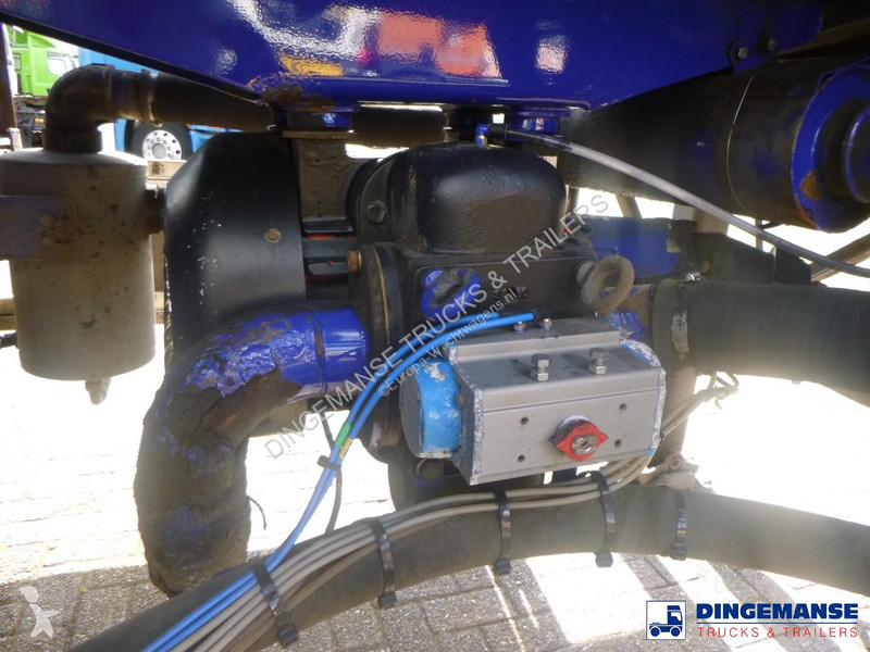 مقطورة  Vacuum tank inox 29.5 m3 / 1 comp