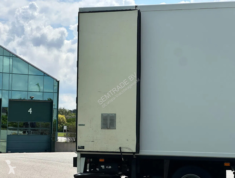 Reboque  2 AXLE        KEES MULDER ISOLATED BOX...