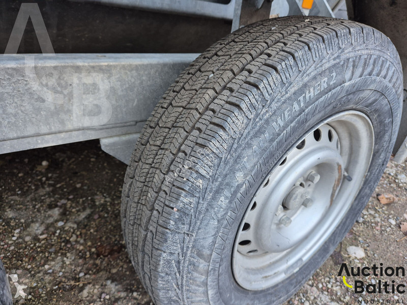 مقطورة  Equipment MVT 2000