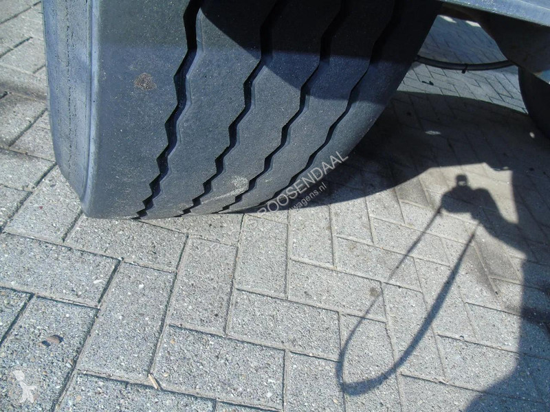 مقطورة LAG 2x axle + big cylinder + perfect status