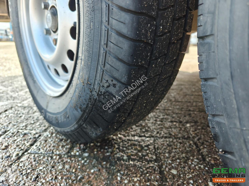 Прицеп Saris P2000 2-Axle Trailer - Curtain Box...