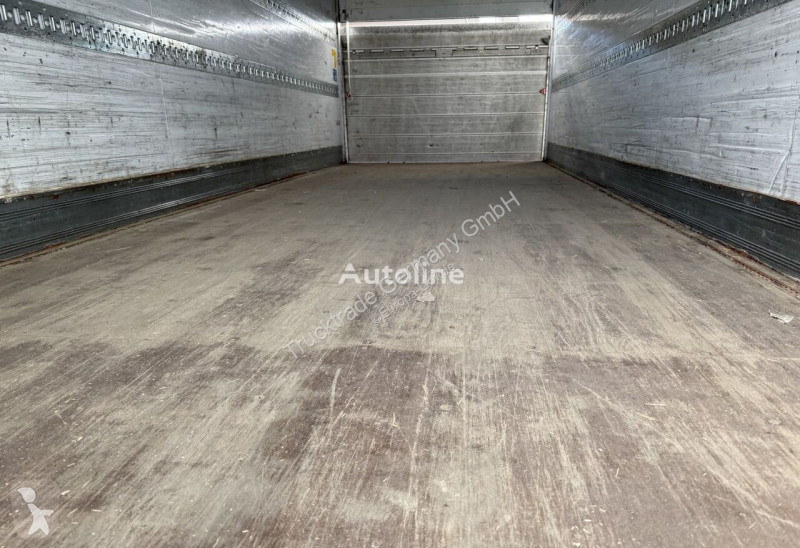 Släp Schwarzmüller PA 2/E Koffer mit HB /...