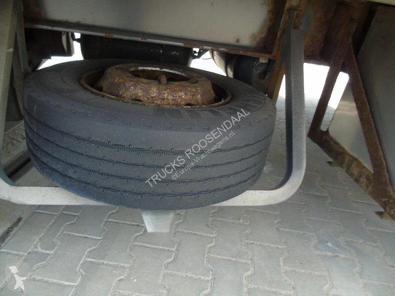 مقطورة Burg BPM00-18TCSX lift