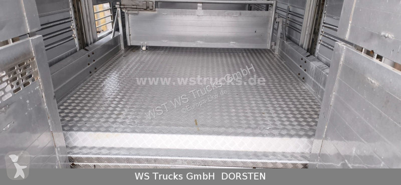 KABA 3 Stock  Hubdach Viehanhänger trailer